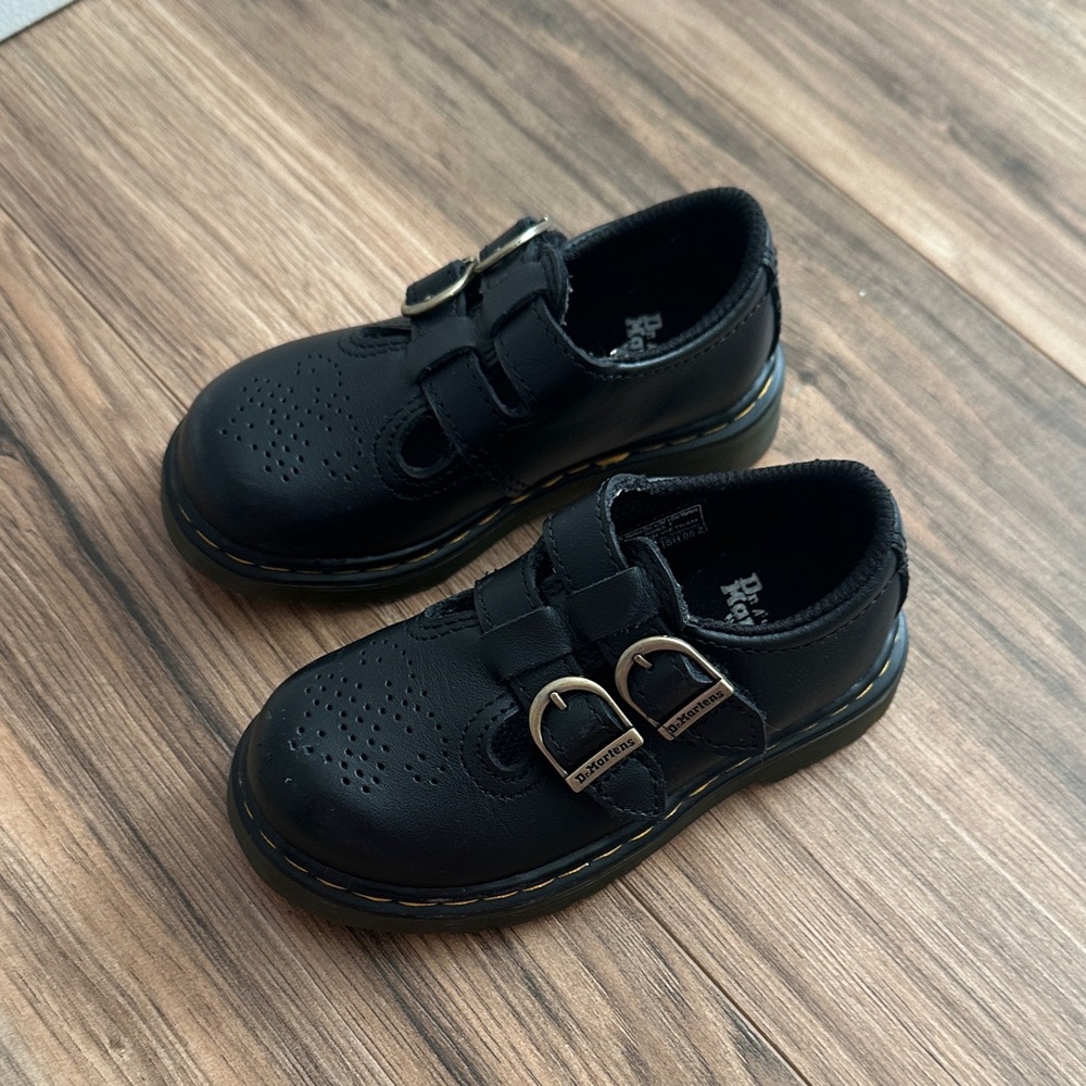 Dr. Martens Black Kids Dress Shoes 7 Toddler